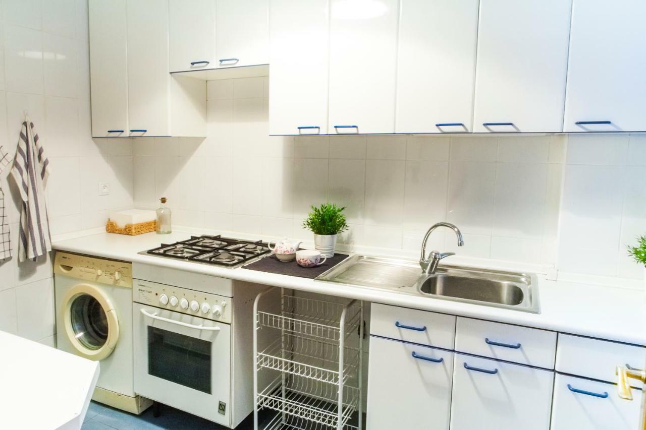 Segovia Apartment Madrid Bagian luar foto